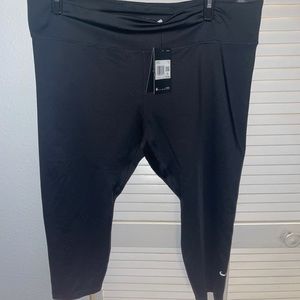 Nike Black Athletic Joggers with Tapered Fit